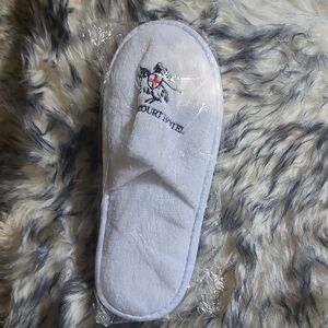 Windsor Court White Embroidered Slippers